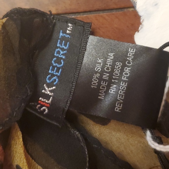 30 X 30 Silk Scarf - Picture 6 of 6